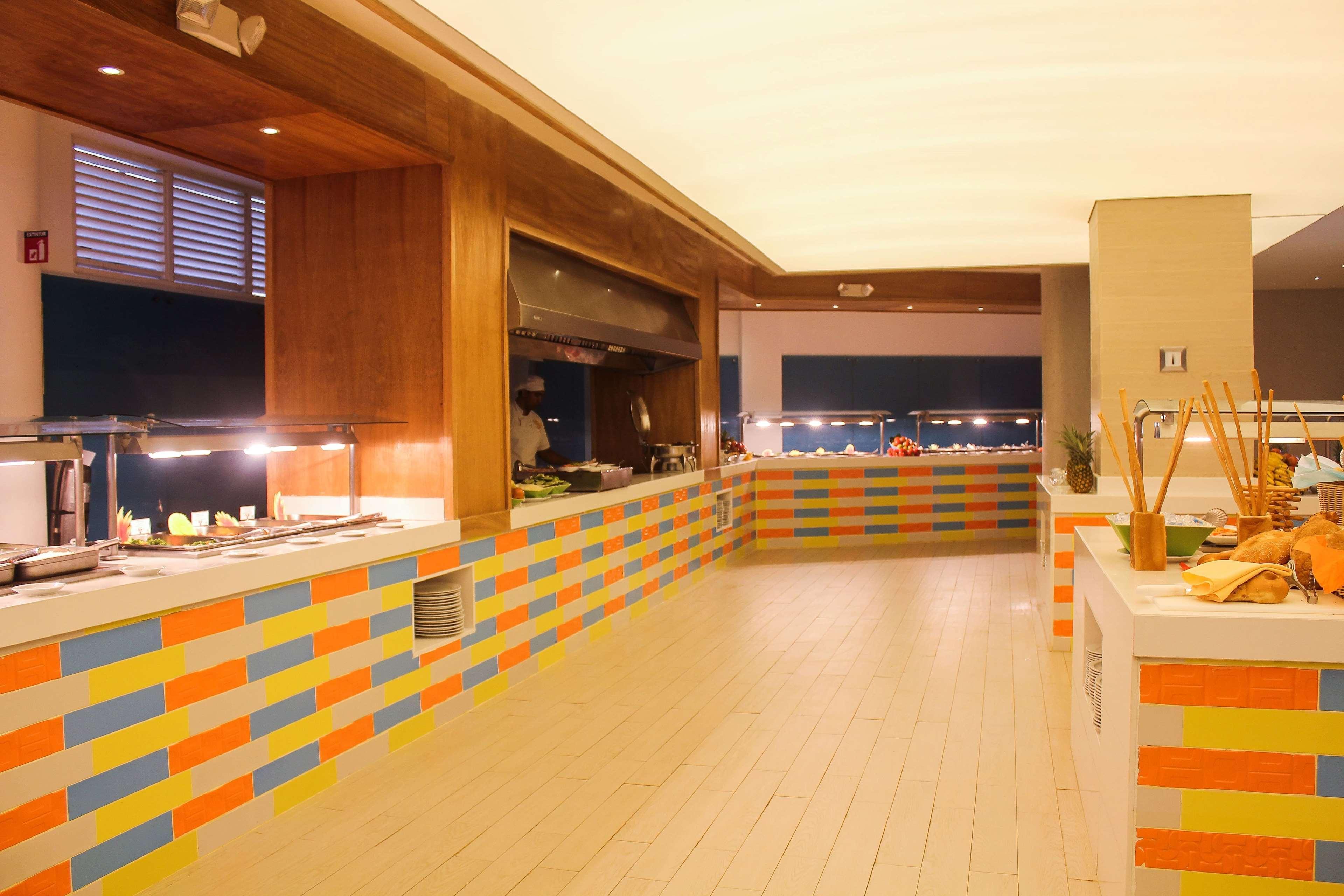 Viva Tangerine By Wyndham, A Trademark All Inclusive Кабарете Екстериор снимка